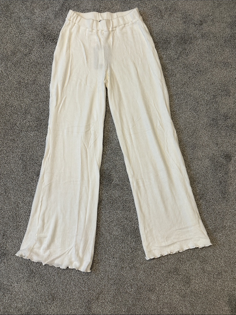 PrettyLittleThing Cream Ribbed Lounge Trousers